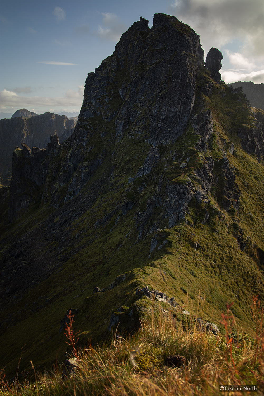 The rough peaks of Tanipa