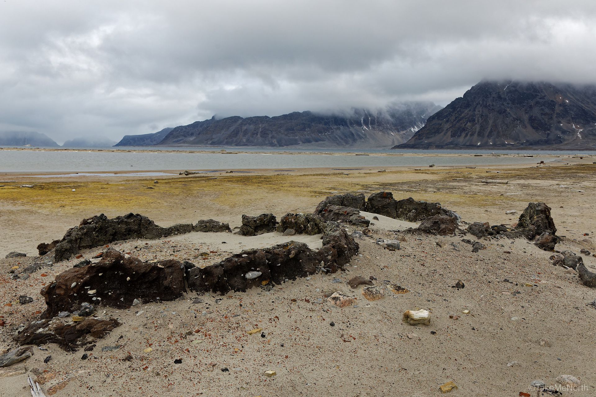 The Whaler graveyard of Smeerenburg
